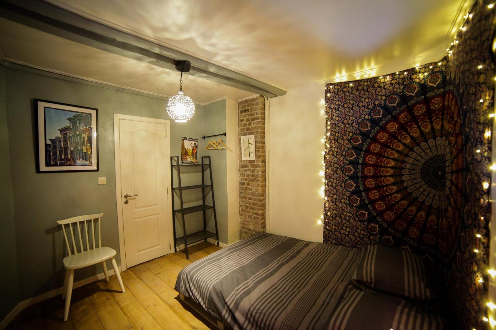 Bruxelles Centre Petite Chambre Privee Au Sablon ! — Photos 3