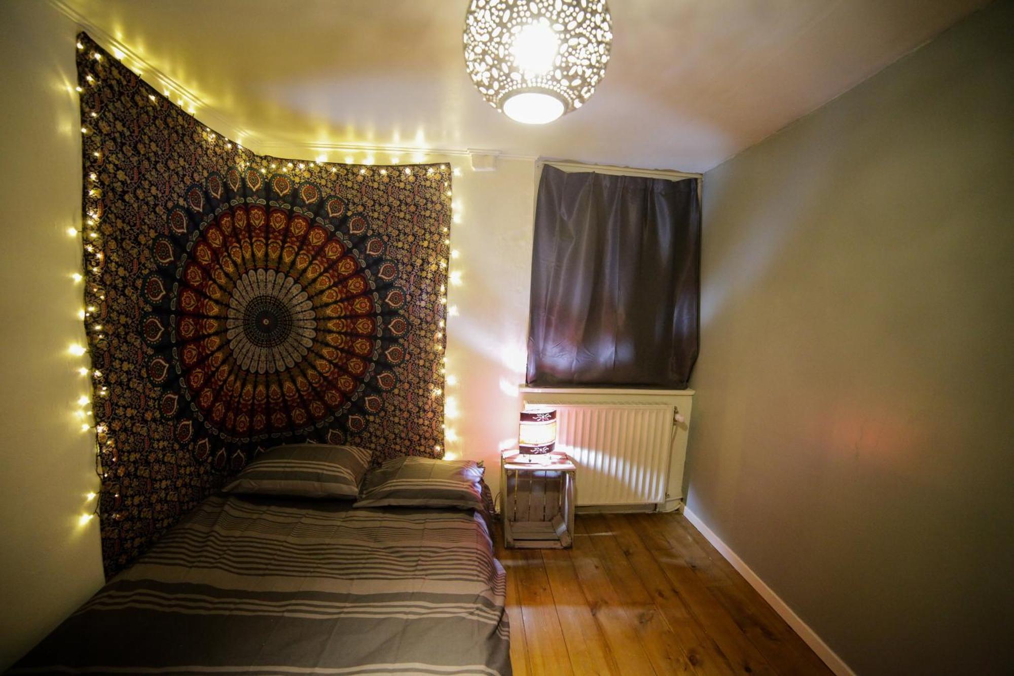 Bruxelles Centre Petite Chambre Privee Au Sablon !, Brussels